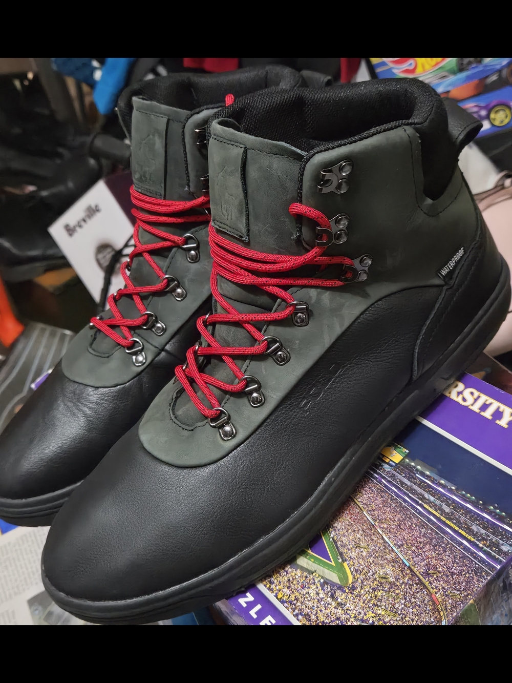 Ralph Lauran Polo Men's Black & Olive Hiking Boots with Red Laces Size 14